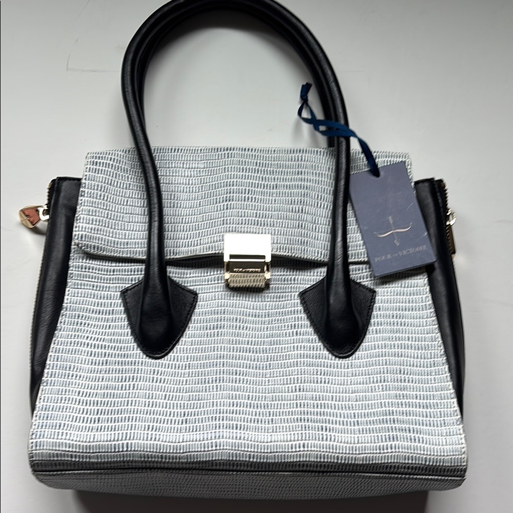 Elegant Pour La Victoire Black and White Handbag/ tote